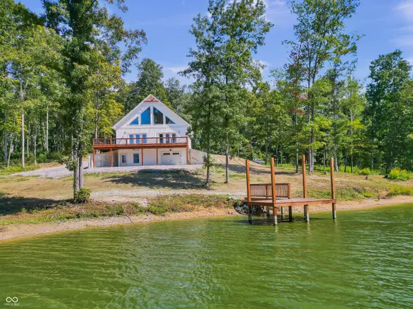 1318 Forest Grove LN, North Vernon, IN 47265