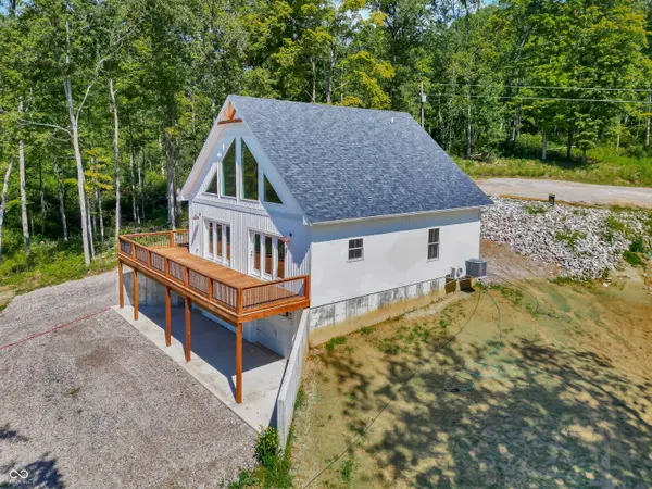 1318 Forest Grove LN, North Vernon, IN 47265