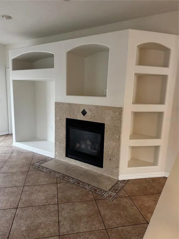 2742 DOVER GLEN CIR, Orlando, FL 32828