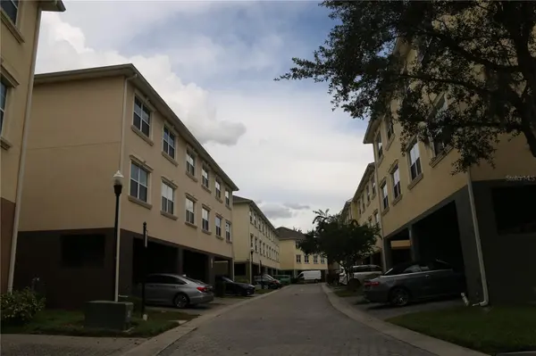 10144 ARBOR RUN DR #116, Tampa, FL 33647
