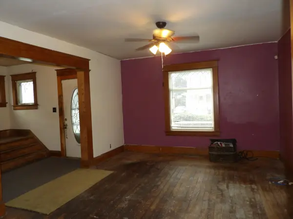 1208 Jackson ST, La Porte, IN 46350