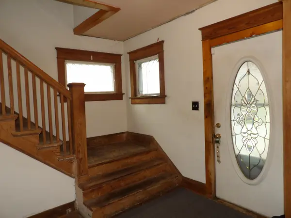 1208 Jackson ST, La Porte, IN 46350