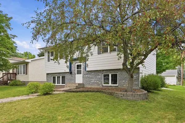 406 5th AVE N, Sauk Rapids, MN 56379