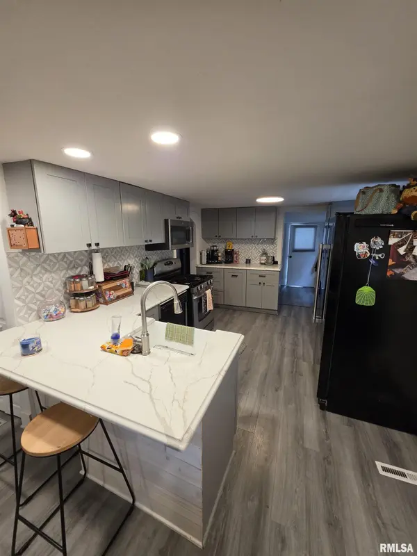503 S ELM ST, Tallula, IL 62688