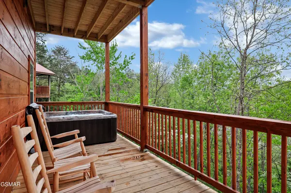 615 Quill Gordon Court, Pigeon Forge, TN 37863