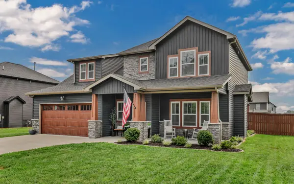 1035 Michaela Cir, Clarksville, TN 37043