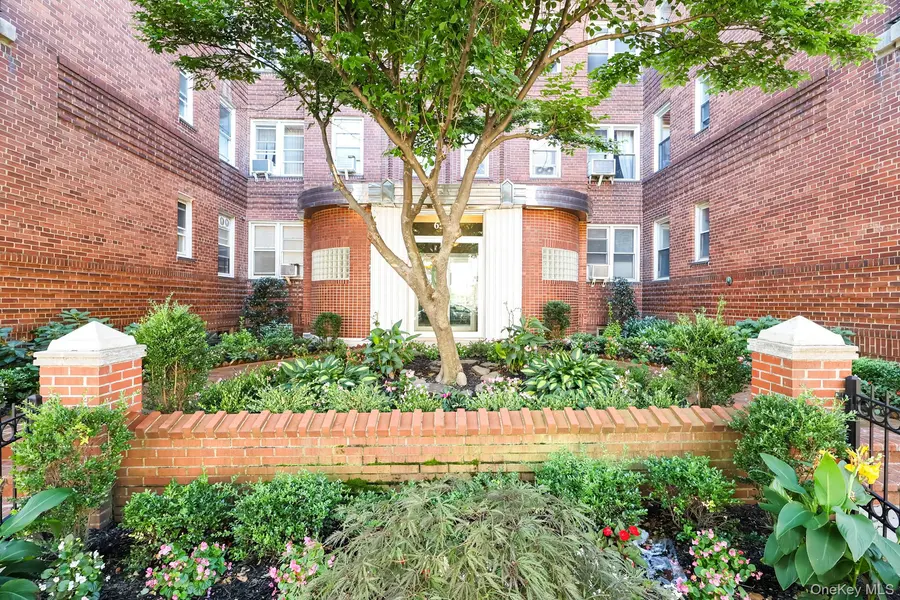 65-36 Wetherole ST #101, Rego Park, NY 11374