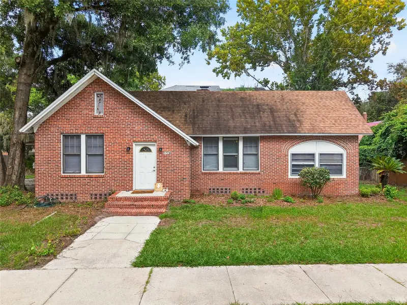 1714 NW 3RD PL, Gainesville, FL 32603