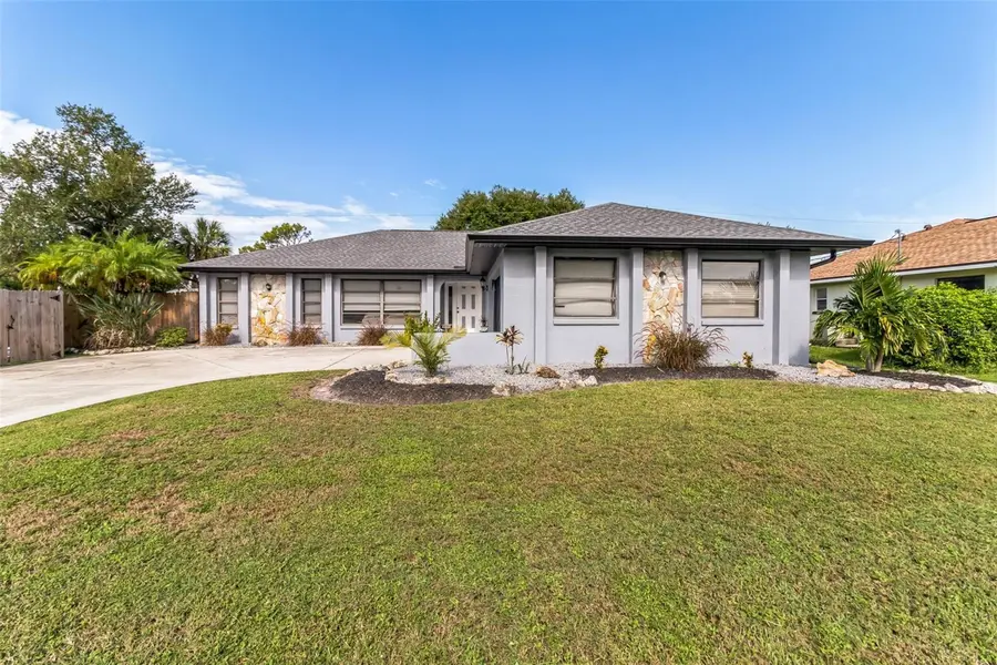 100 LAMBERT ST, Port Charlotte, FL 33948