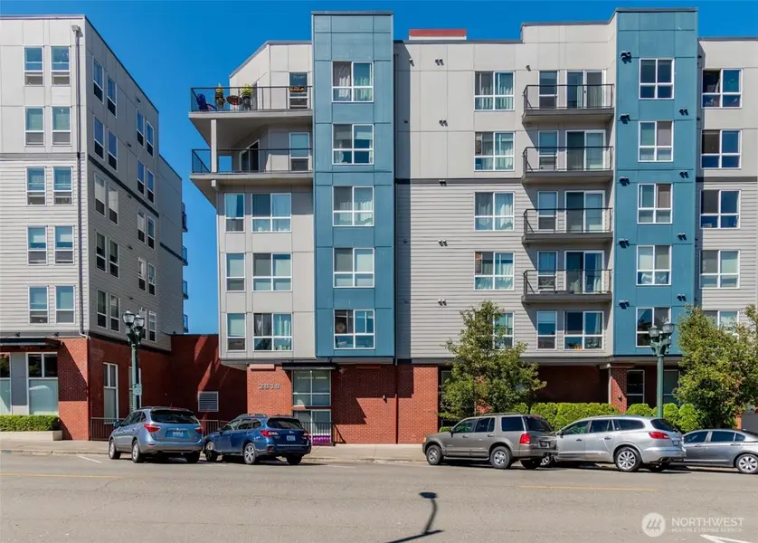2818 Grand AVE #B502, Everett, WA 98201