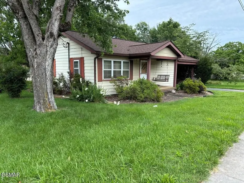 3306 Teaster Lane, Pigeon Forge, TN 37863