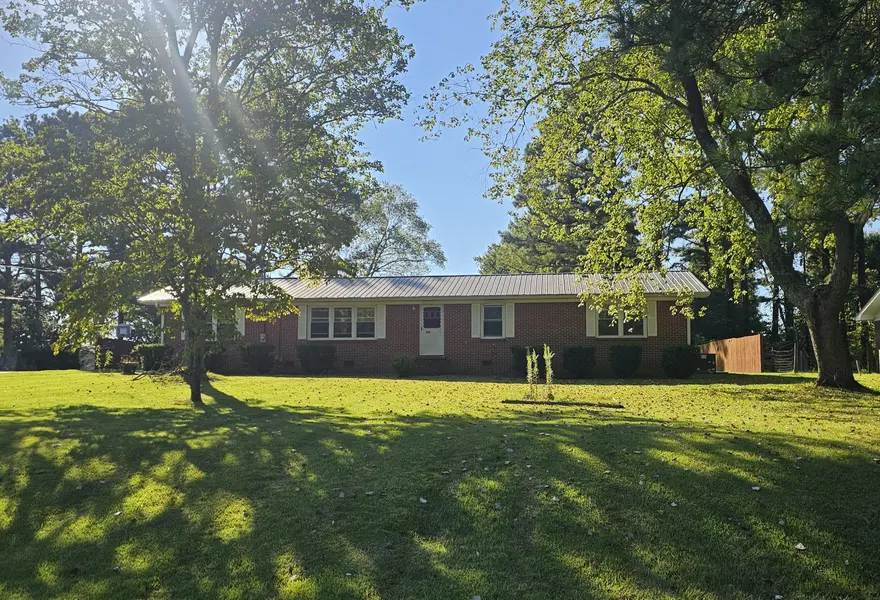 222 Orchard Ln, Winchester, TN 37398