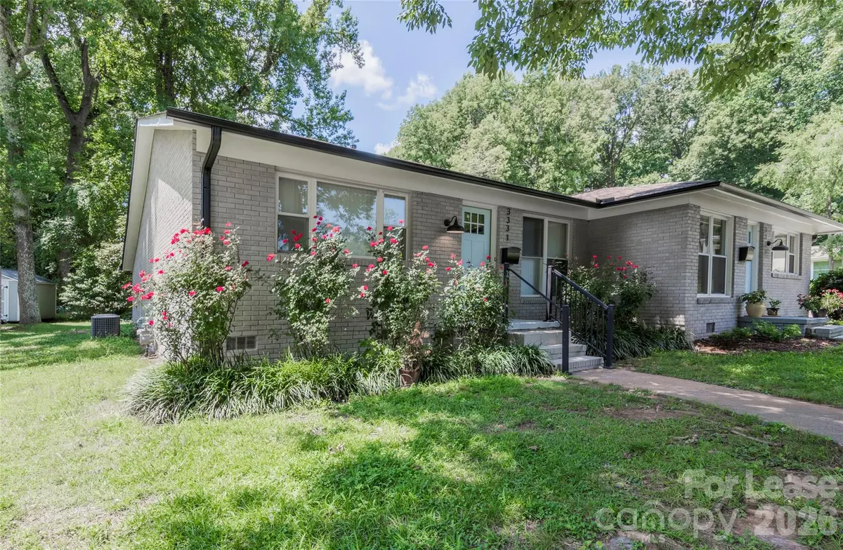 3331 Erskine DR, Charlotte, NC 28205