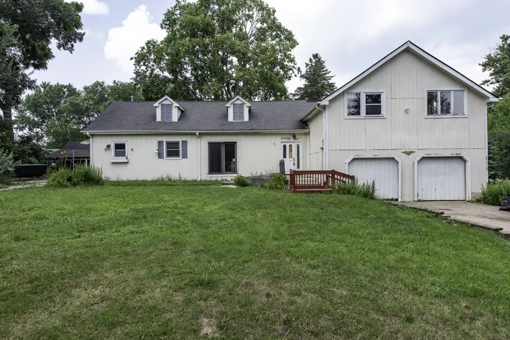39056 N Poplar ST, Lake Villa, IL 60046