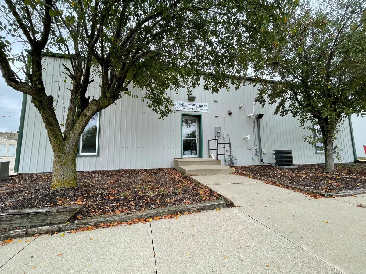 204 Main ST S, Grand Meadow, MN 55936