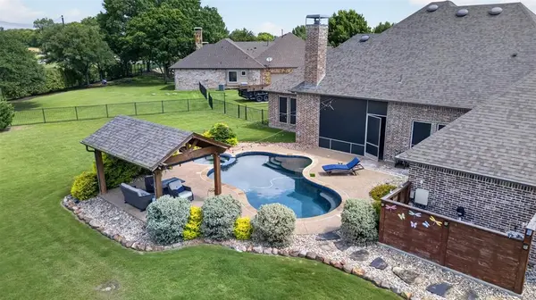 4408 Lake Breeze Drive, Mckinney, TX 75071