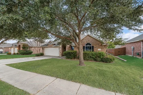 1202 Chestnut Hill Drive, Wylie, TX 75098