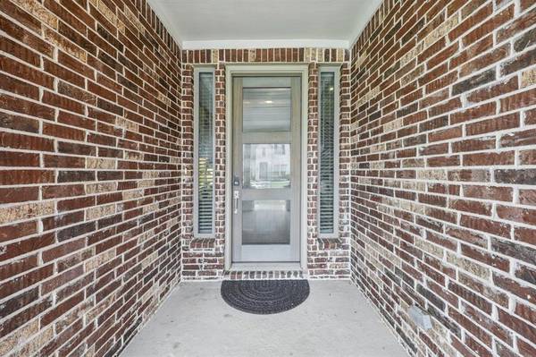 1601 Thunderbird Drive, Fort Worth, TX 76052