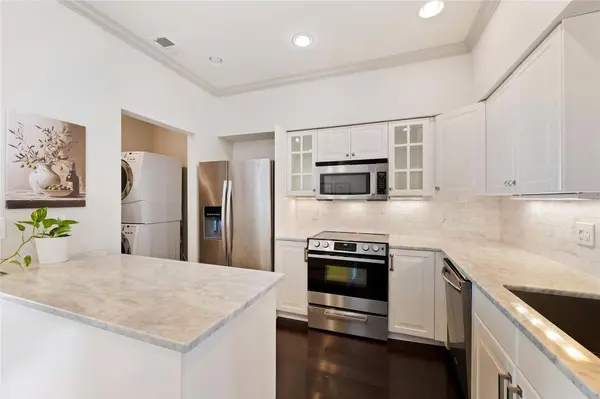 1307 Kinney Ave #140, Austin, TX 78704