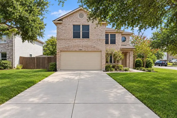 551 Whispering Hollow DR, Kyle, TX 78640