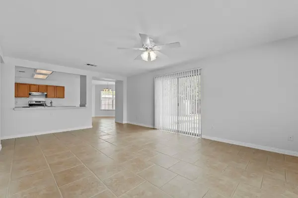 551 Whispering Hollow DR, Kyle, TX 78640