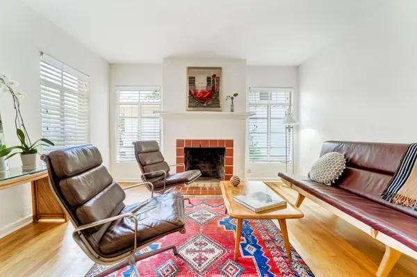 1064 Sycamore ST, San Marcos, TX 78666