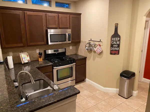 6708 Menchaca RD #25, Austin, TX 78745