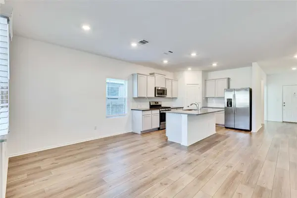 1725 Devine Lake BLVD, Leander, TX 78641