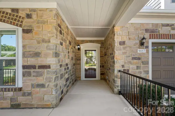 9057 Treetop WAY NW, Concord, NC 28027