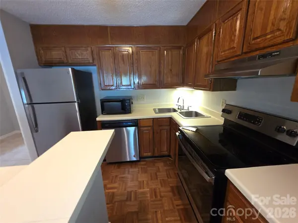 323 Northwest DR, Davidson, NC 28036