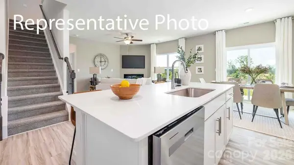 1803 Baltic LN, Newton, NC 28658