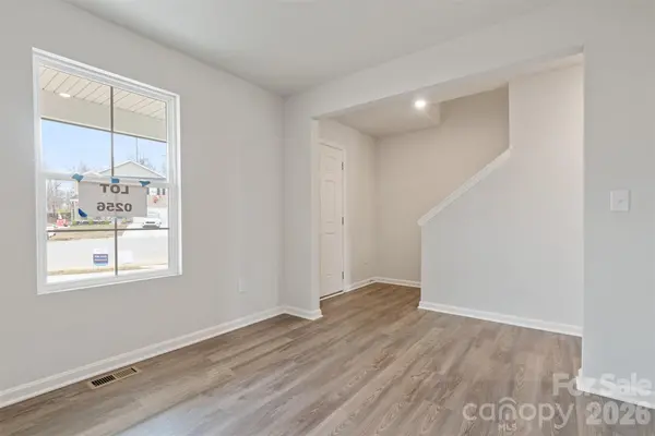 929 Kinnerton TRL, Spartanburg, SC 29301