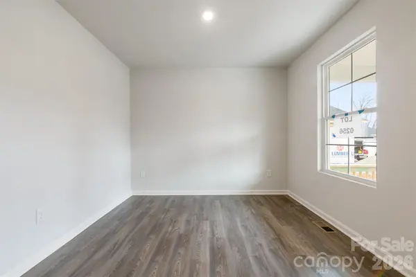 929 Kinnerton TRL, Spartanburg, SC 29301