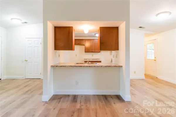 7821 Cloughy CIR, Charlotte, NC 28212
