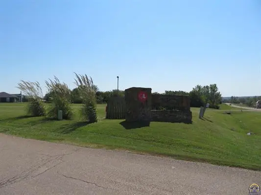 0000 W Crescent Rim DR, Ozawkie, KS 66070