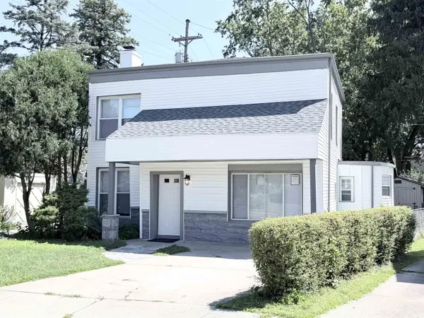 120 Manor AVE, Elkhart, IN 46516