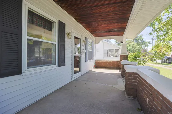814 S 33rd ST, South Bend, IN 46615