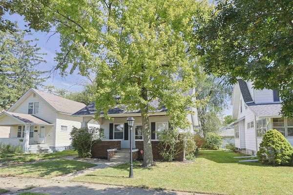 814 S 33rd ST, South Bend, IN 46615