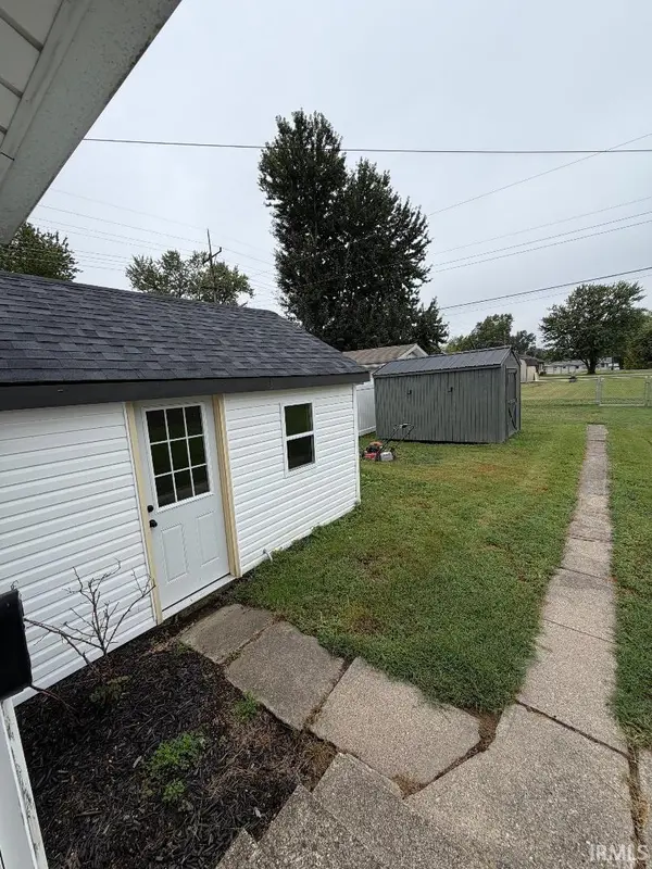 313 S Park AVE, Jasonville, IN 47438