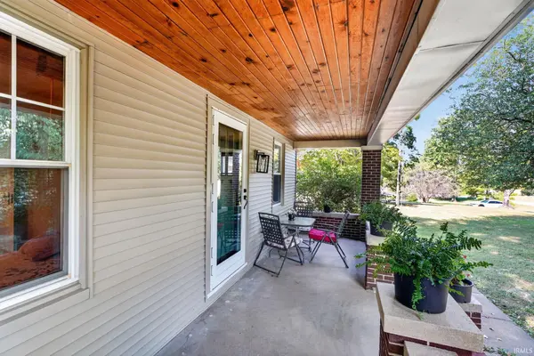 640 W Boonville-New Harmony RD, Evansville, IN 47725
