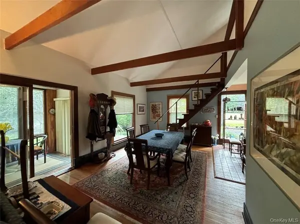 123 Plains RD, New Paltz, NY 12561