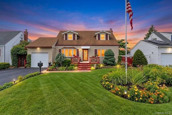 150 W 19th ST, Deer Park, NY 11729