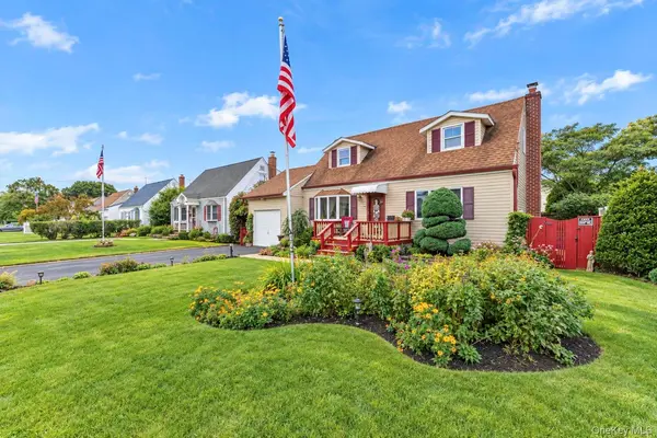 150 W 19th ST, Deer Park, NY 11729