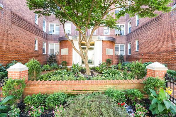 65-36 Wetherole ST #101, Rego Park, NY 11374