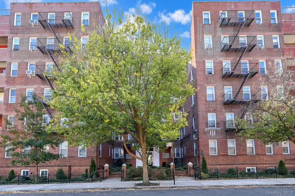 65-36 Wetherole ST #101, Rego Park, NY 11374