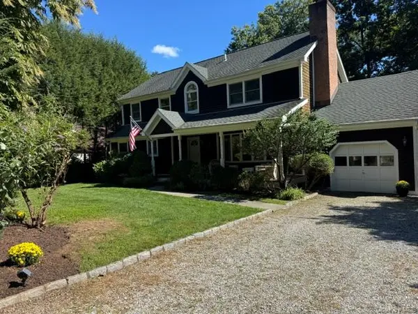 25 Wildwood RD, Katonah, NY 10536
