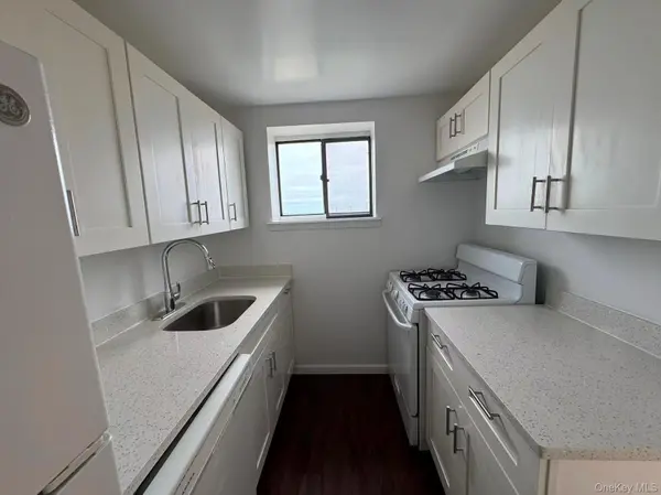 145-18 34th Ave #8D, Flushing, NY 11354