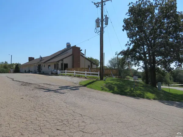 0000 Crescent Rim DR, Ozawkie, KS 66070