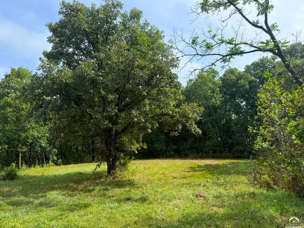 17660 Golden RD, Linwood, KS 66052