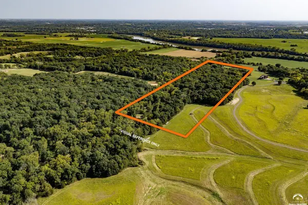 17660 Golden RD, Linwood, KS 66052